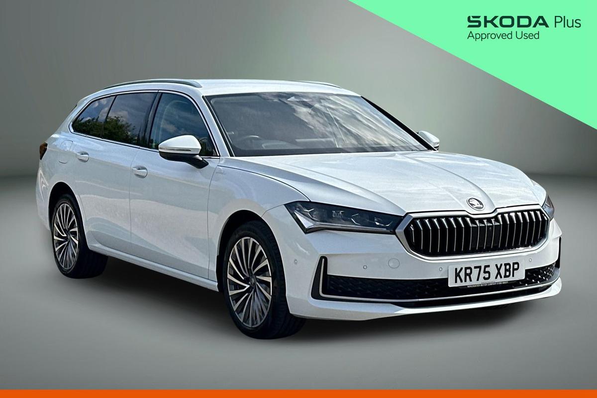 Main listing image - Skoda Superb