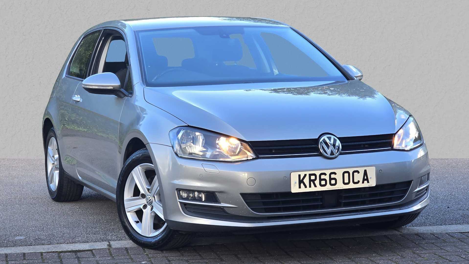 Main listing image - Volkswagen Golf