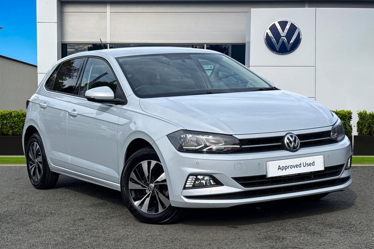 Main listing image - Volkswagen Polo