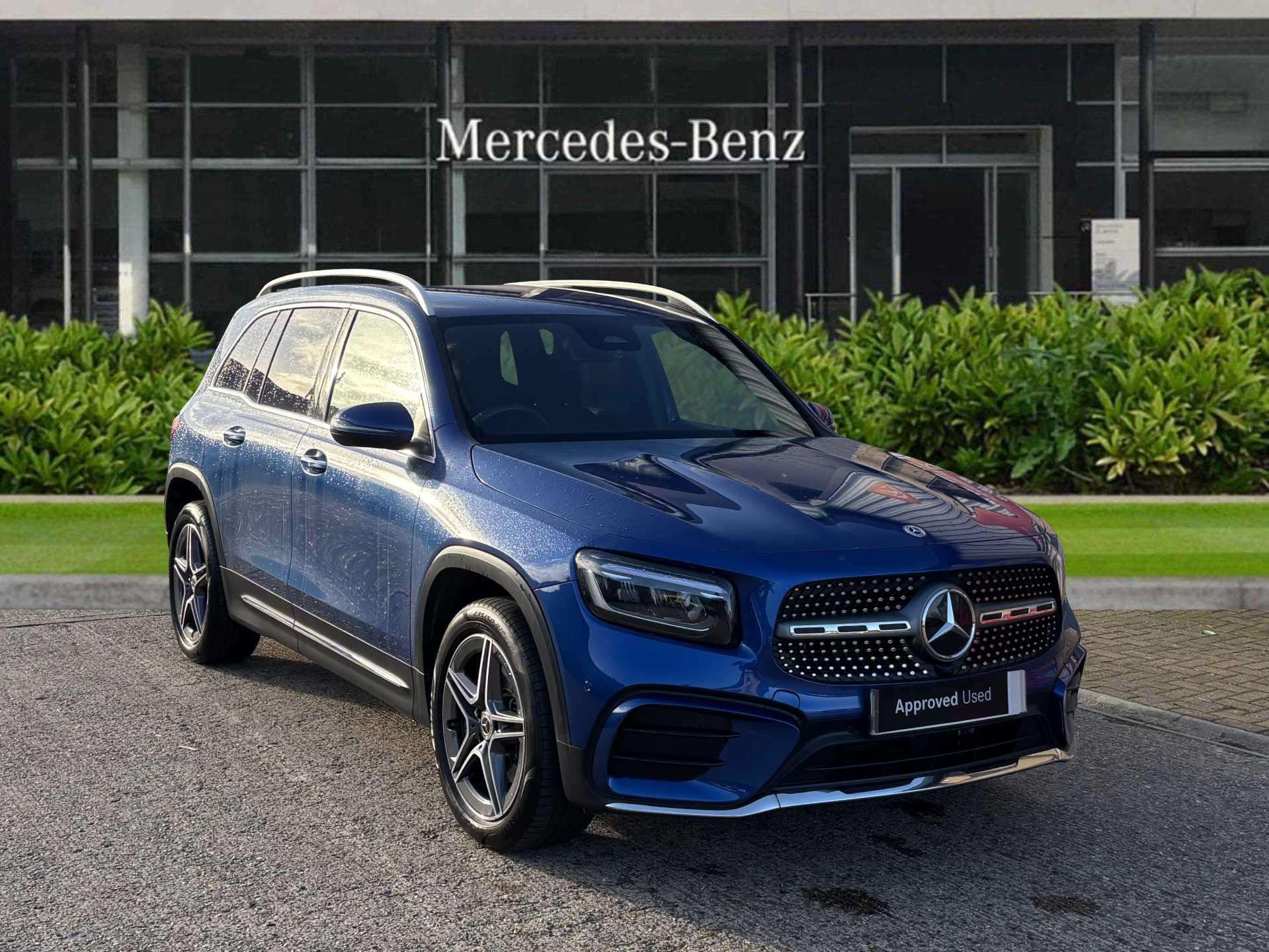 Main listing image - Mercedes-Benz GLB