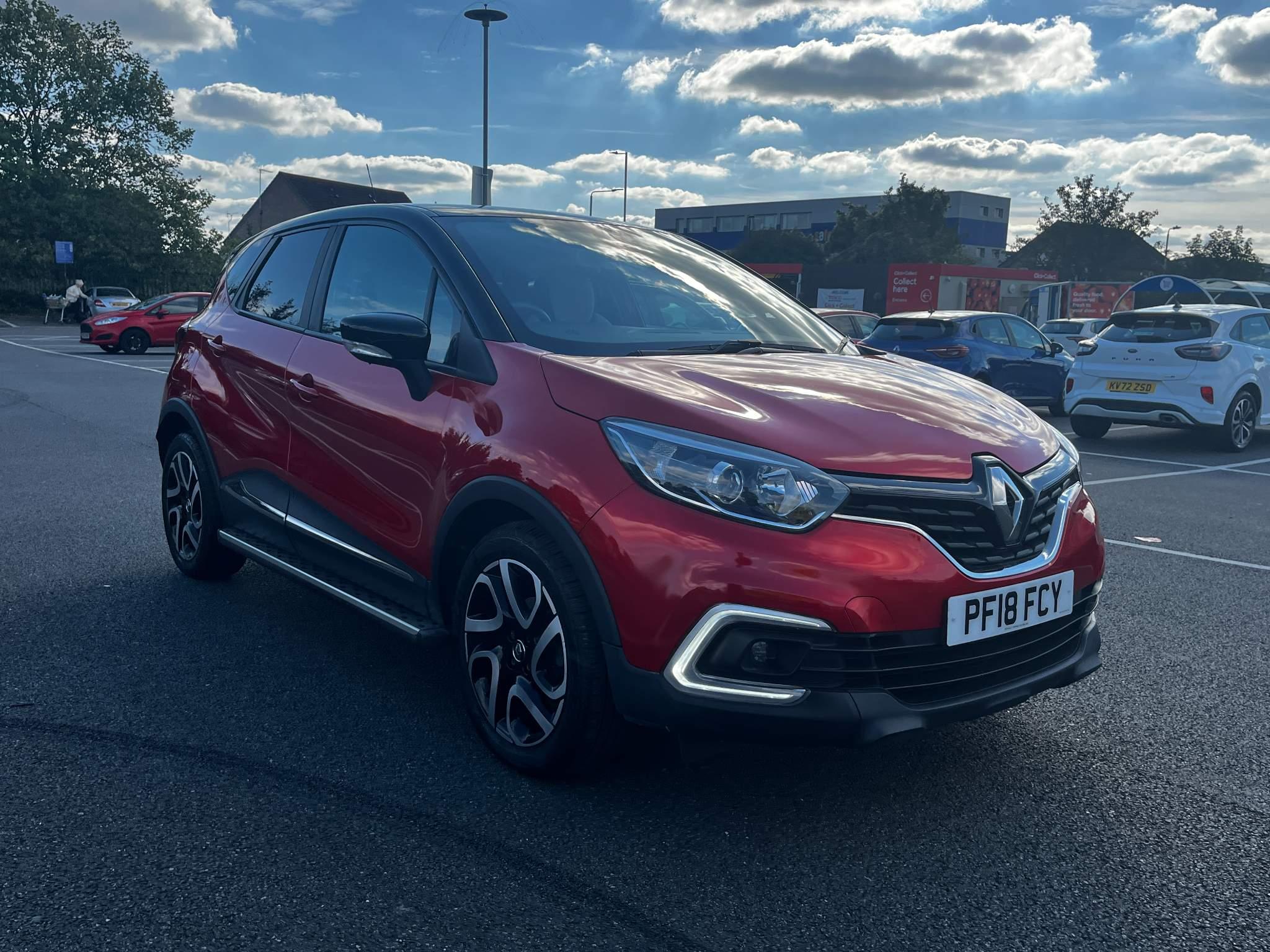 Main listing image - Renault Captur