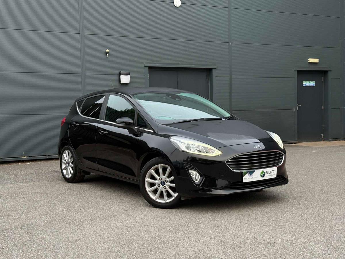 Main listing image - Ford Fiesta