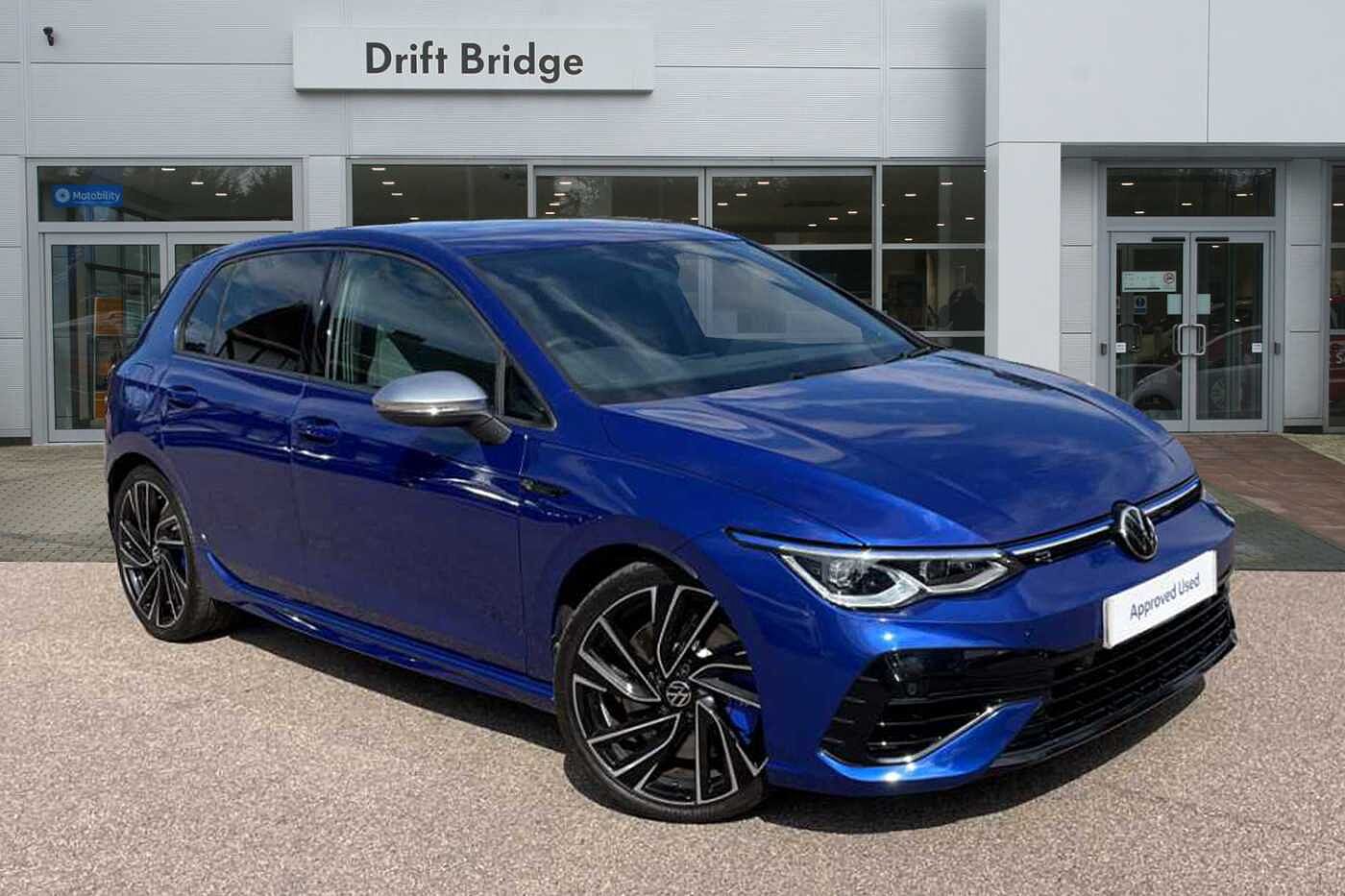 Main listing image - Volkswagen Golf R