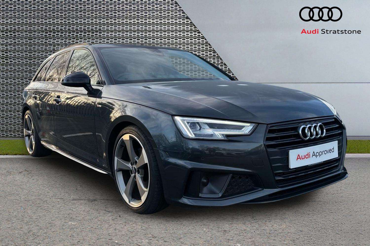 Main listing image - Audi A4 Avant