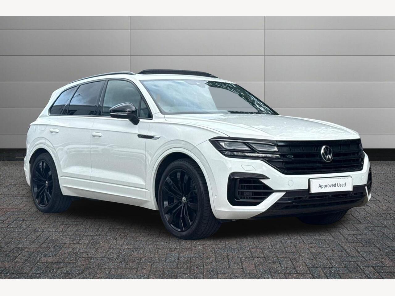 Main listing image - Volkswagen Touareg