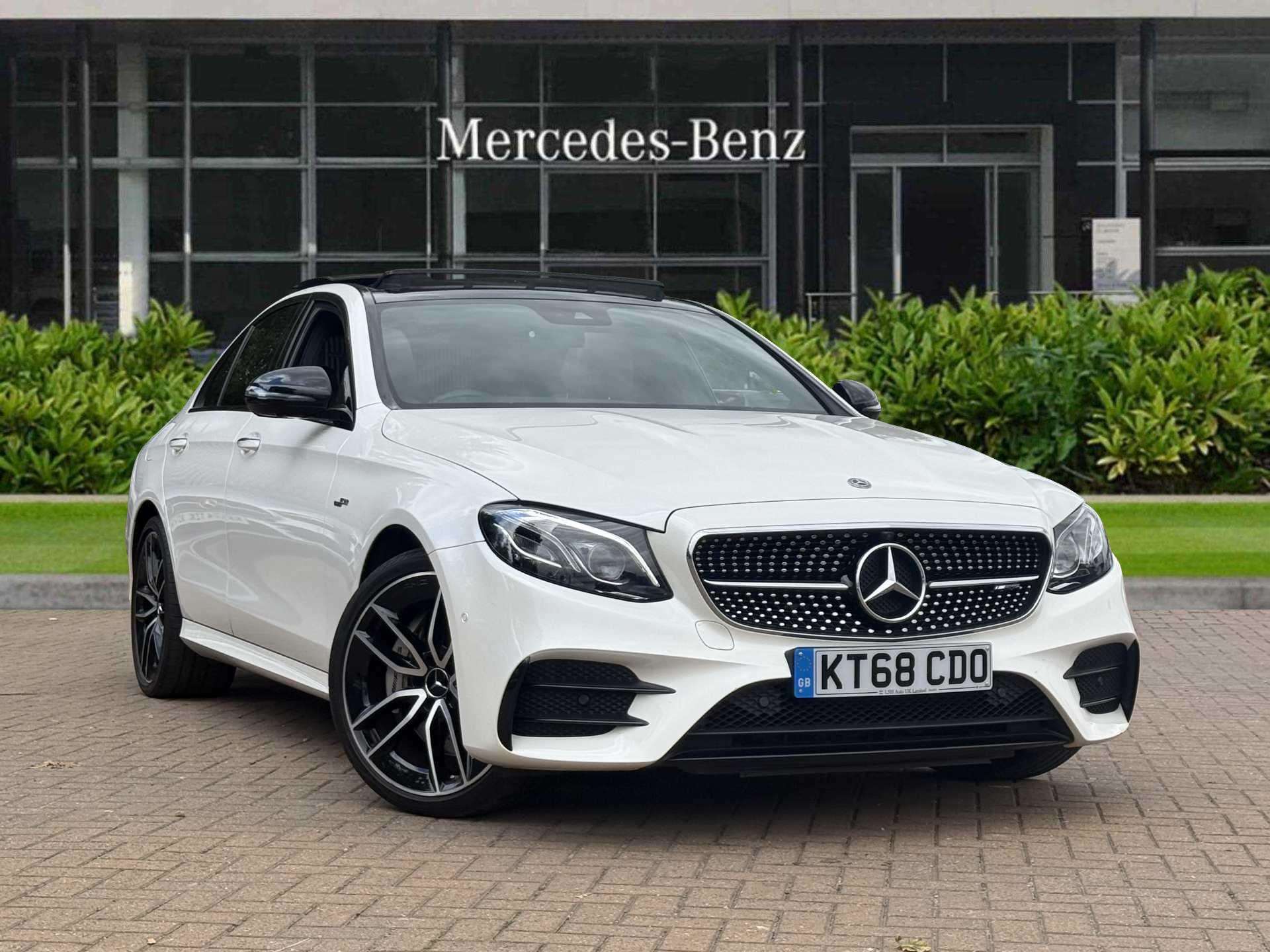 Main listing image - Mercedes-Benz E-Class