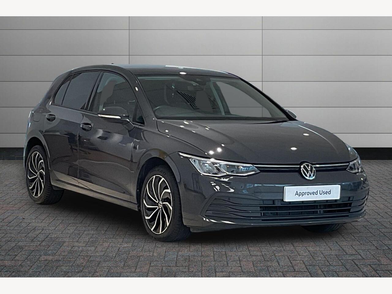 Main listing image - Volkswagen Golf