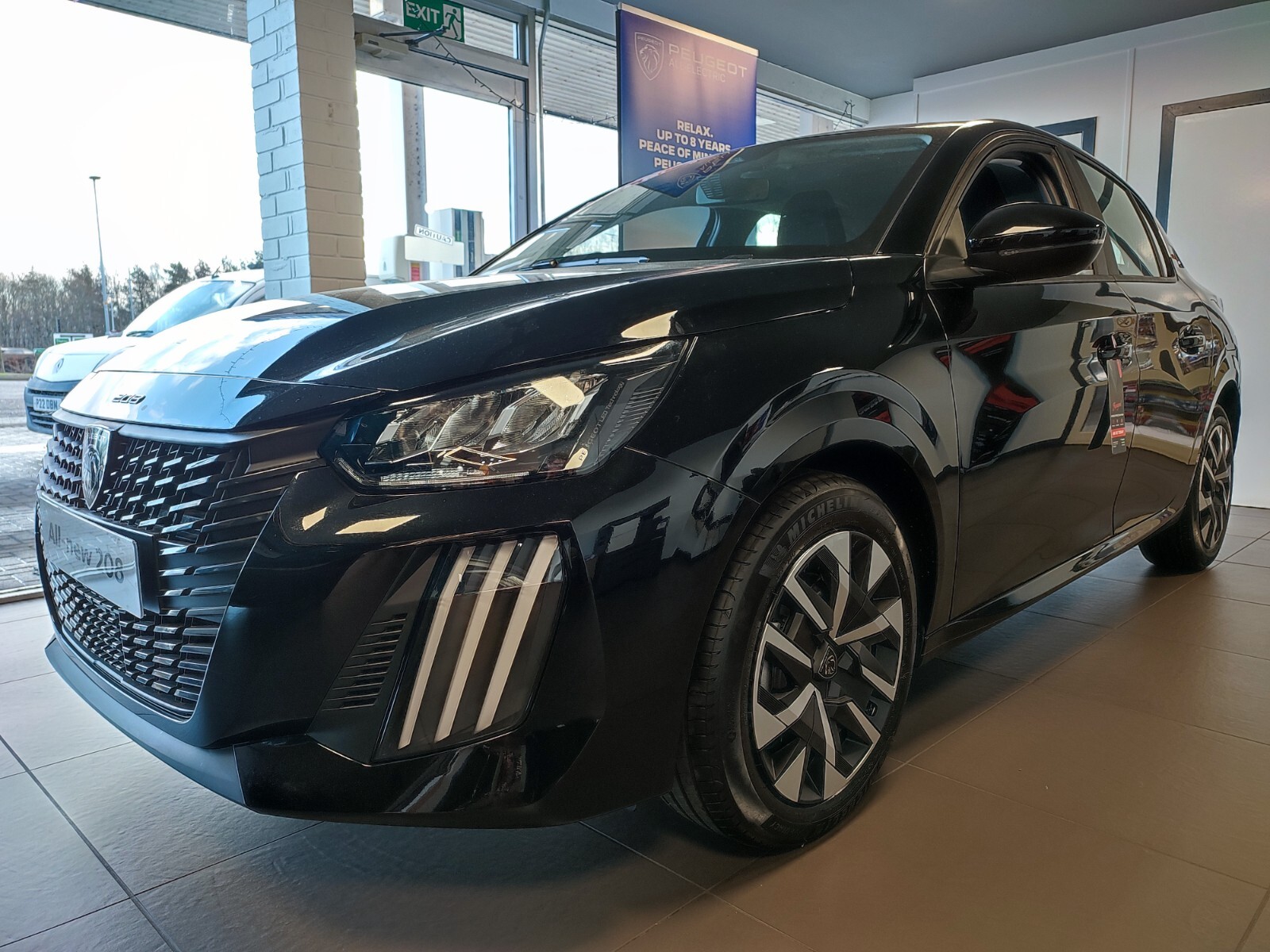 Main listing image - Peugeot 208