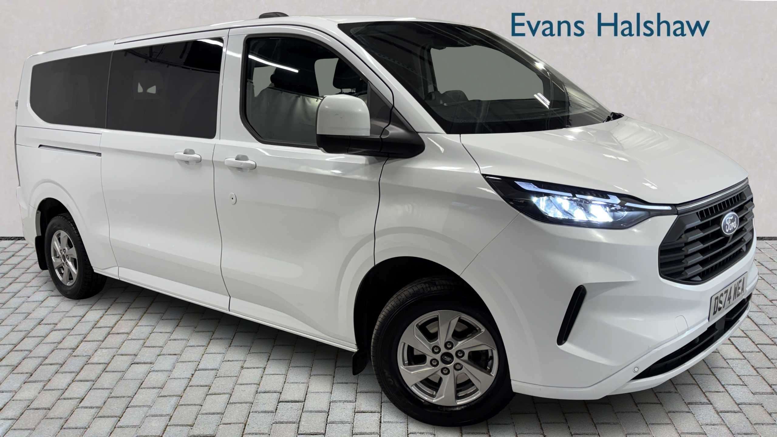 Main listing image - Ford Transit Custom