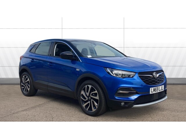 Main listing image - Vauxhall Grandland X