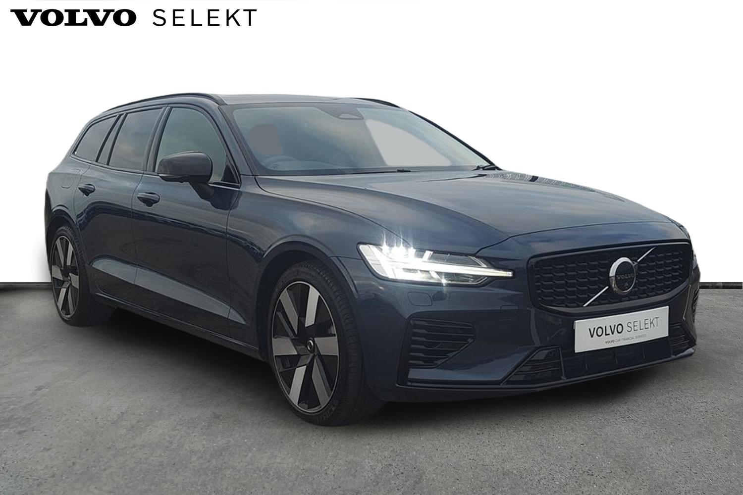 Main listing image - Volvo V60