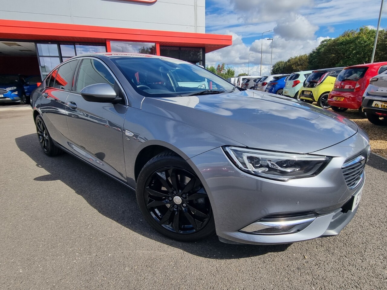 Main listing image - Vauxhall Insignia