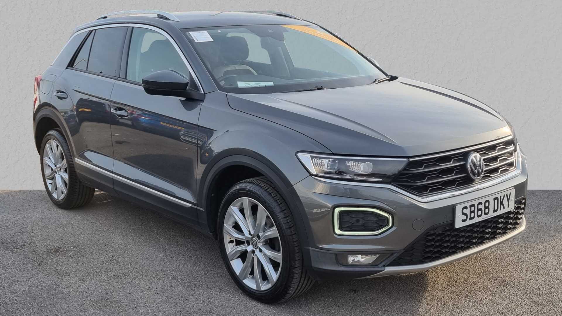 Main listing image - Volkswagen T-Roc