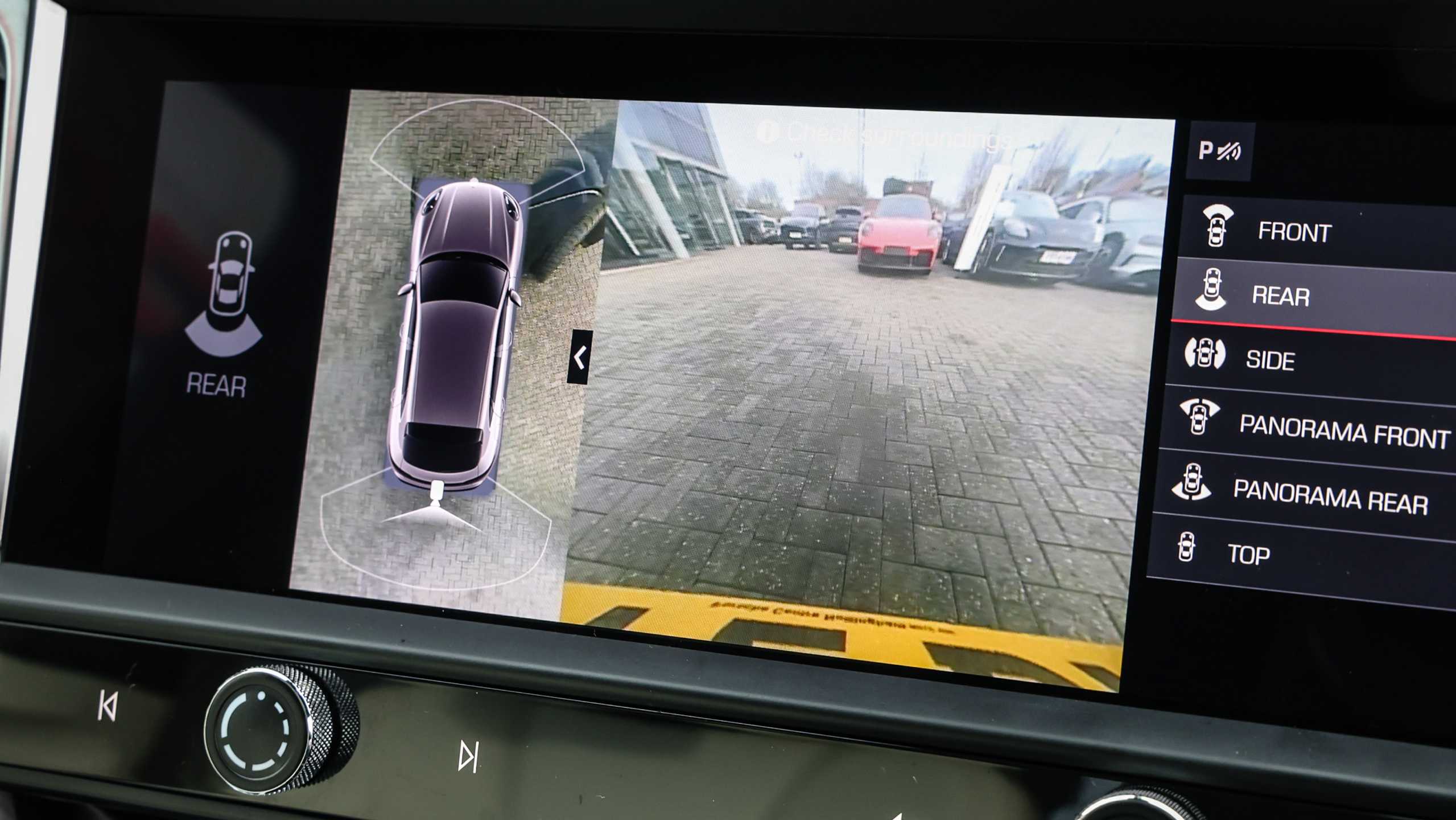 Main listing image - Porsche Macan