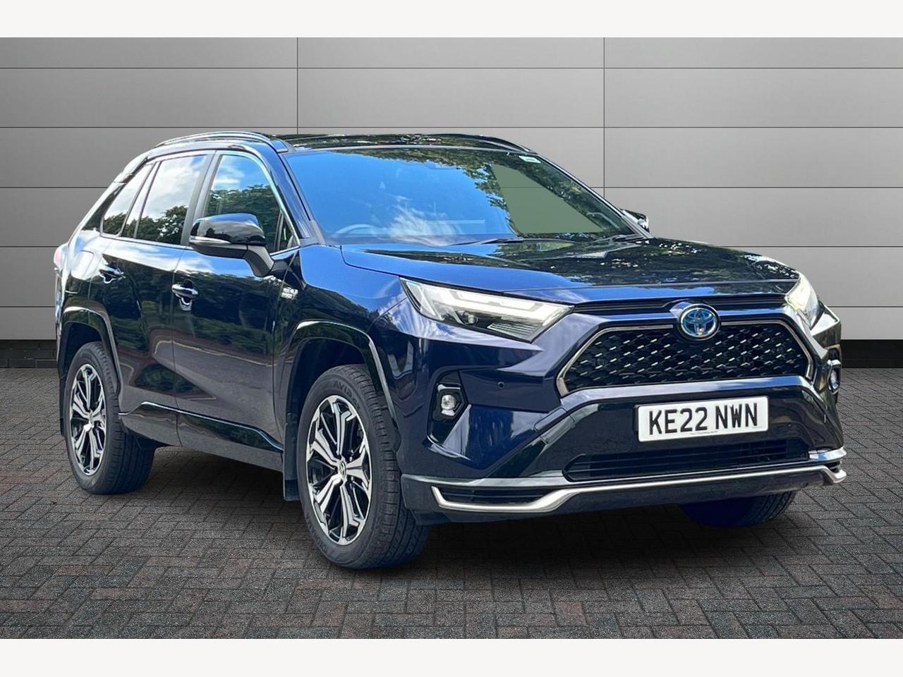 Main listing image - Toyota RAV4