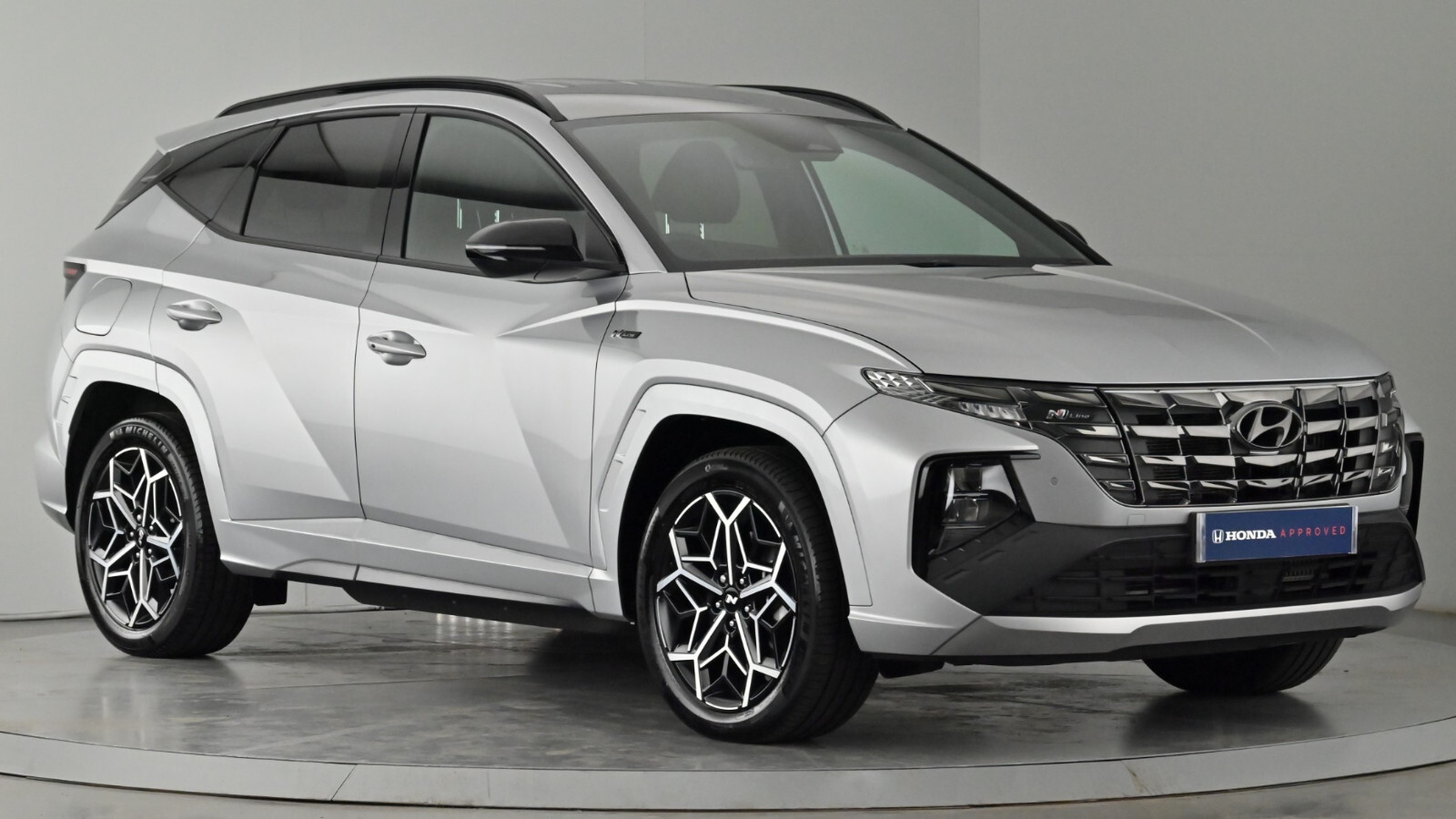 Main listing image - Hyundai Tucson