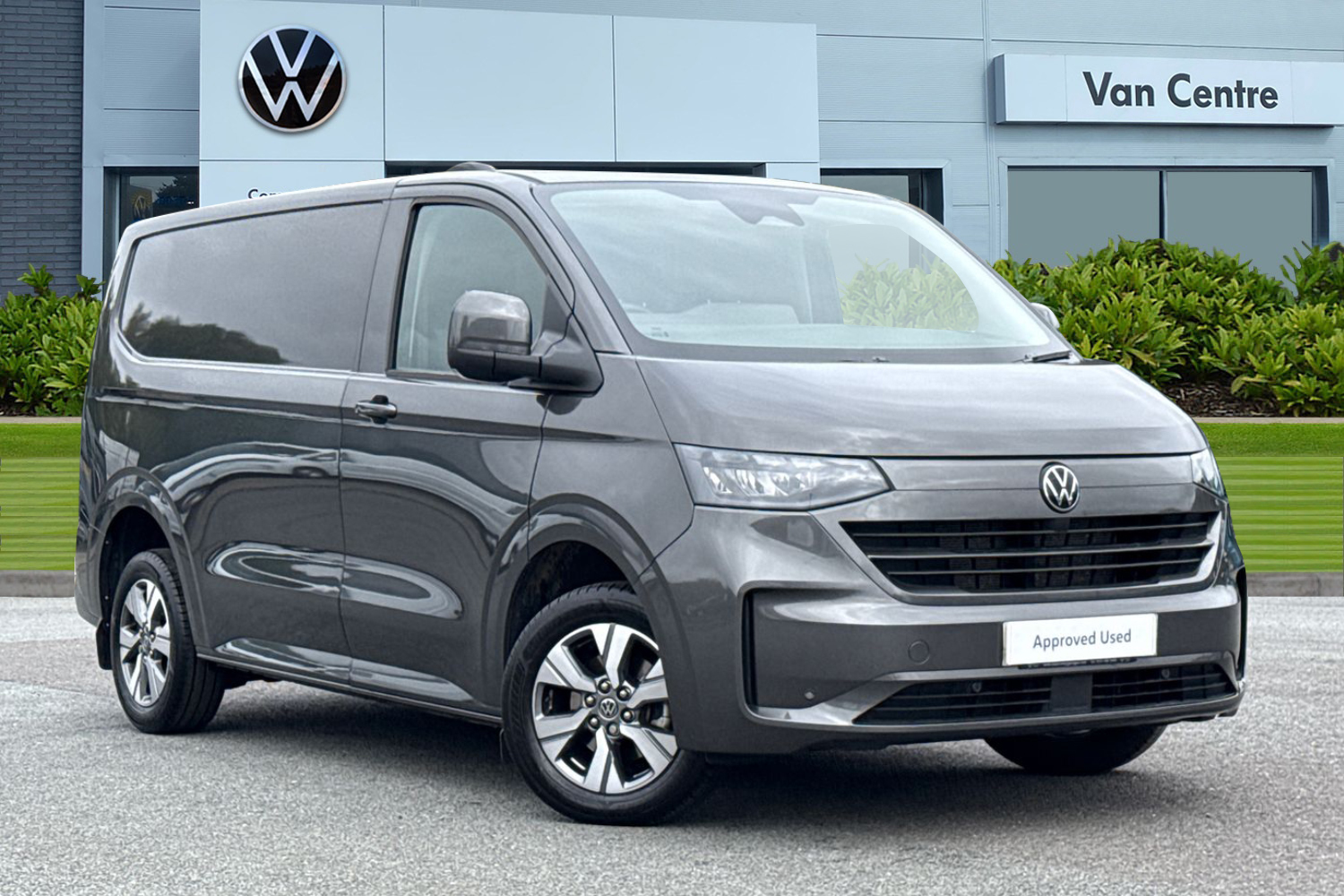 Main listing image - Volkswagen Transporter