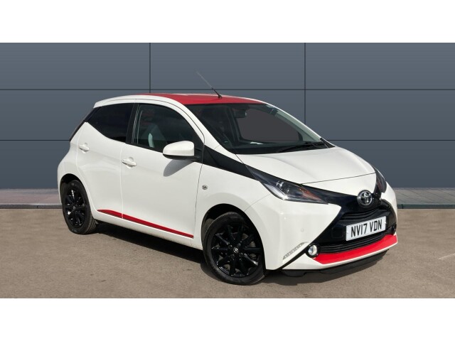 Main listing image - Toyota Aygo