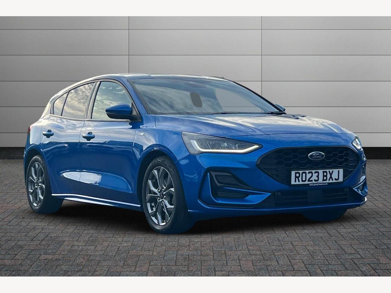 Main listing image - Ford Focus