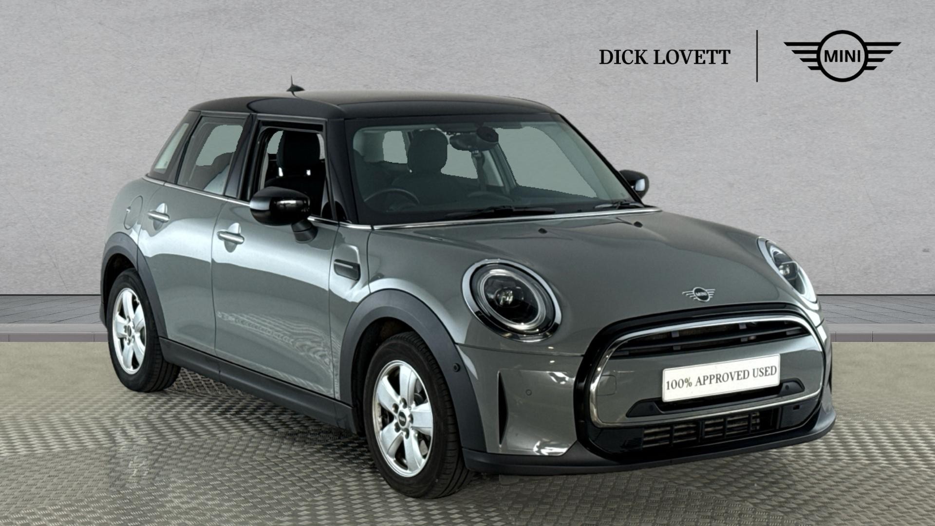 Main listing image - MINI Hatchback