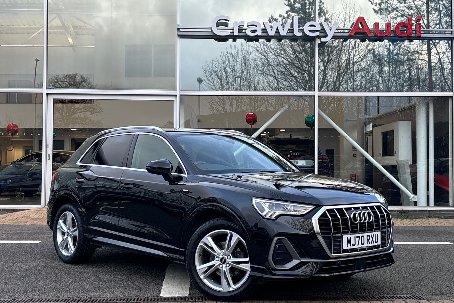 Main listing image - Audi Q3