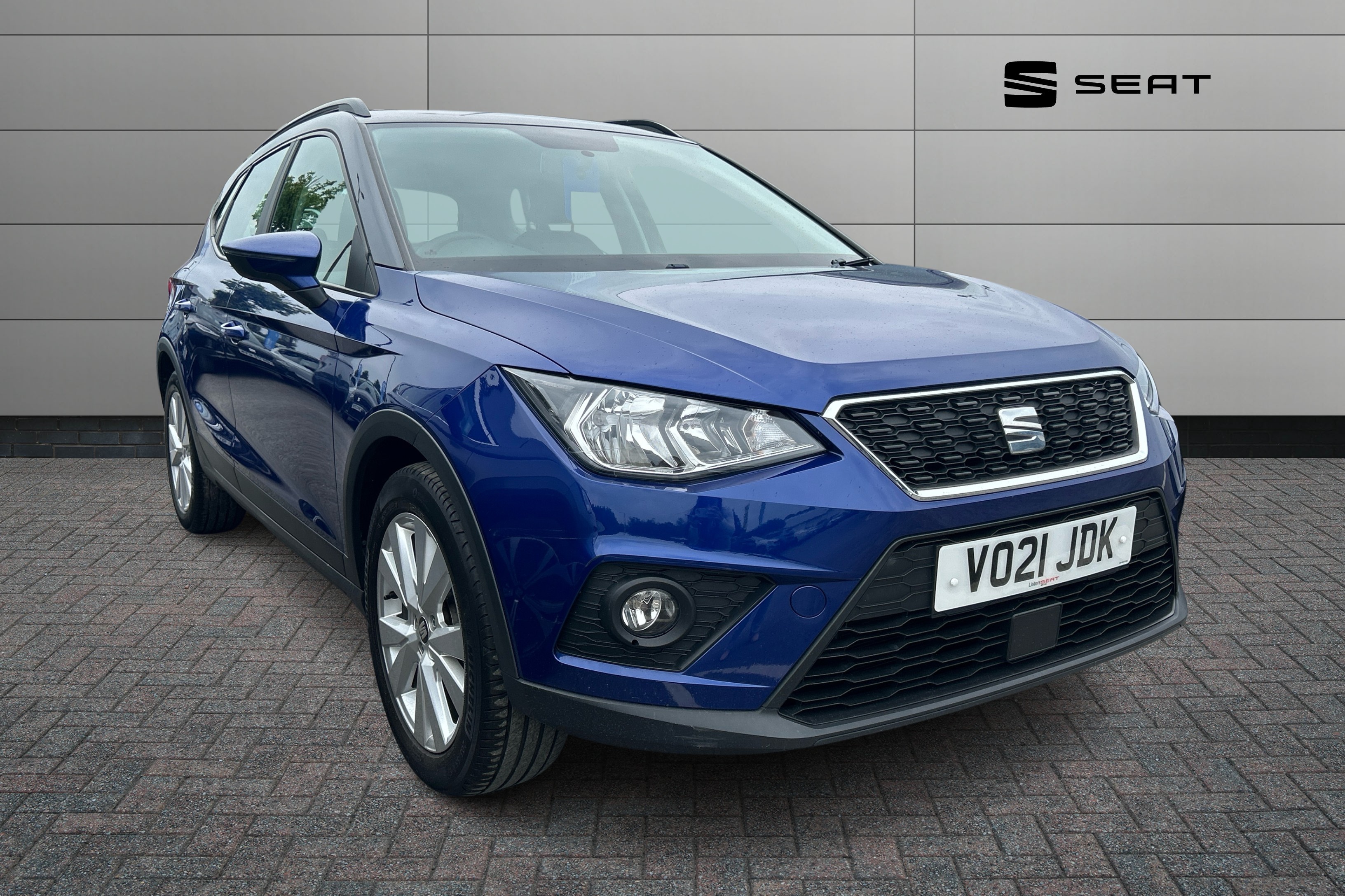 Main listing image - SEAT Arona