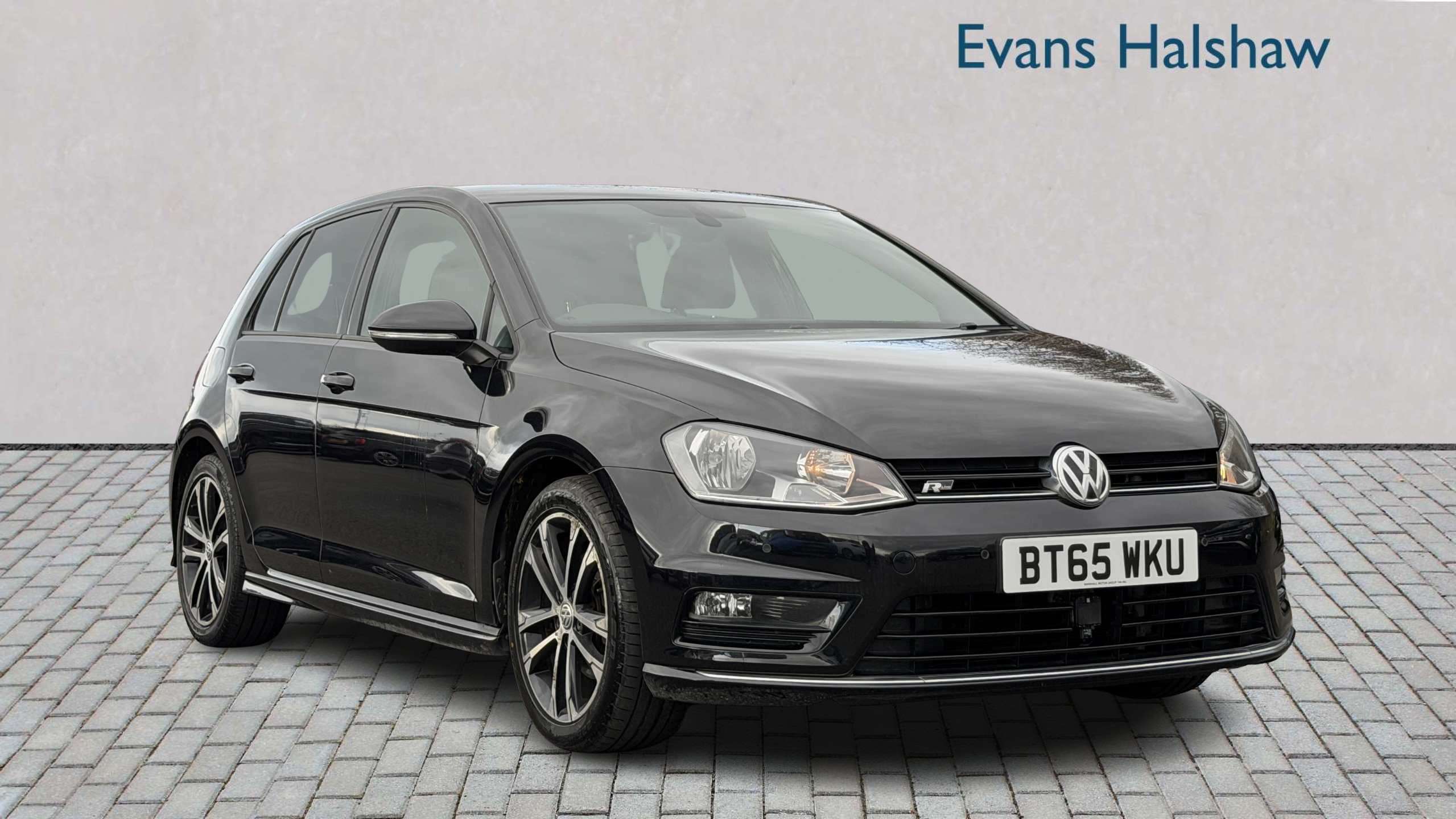 Main listing image - Volkswagen Golf