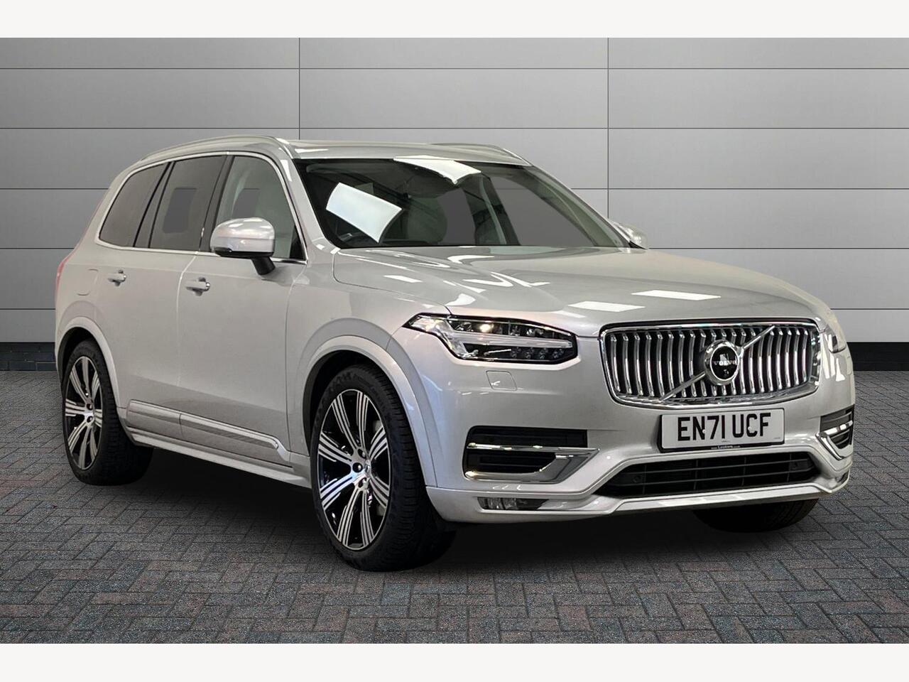 Main listing image - Volvo XC90