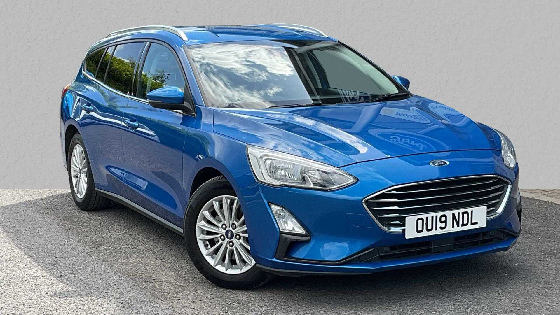 Main listing image - Ford Focus Estate