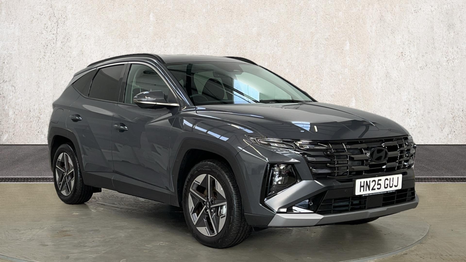 Main listing image - Hyundai Tucson