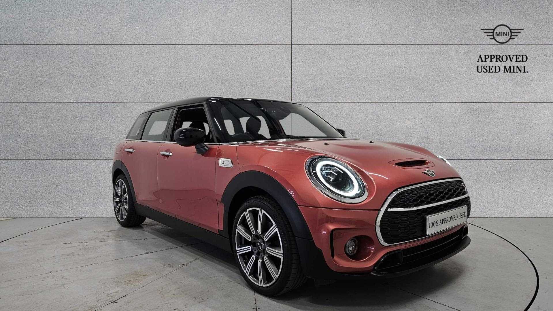 Main listing image - MINI Clubman