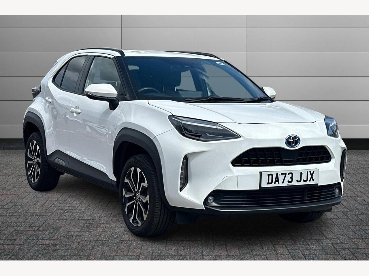 Main listing image - Toyota Yaris Cross