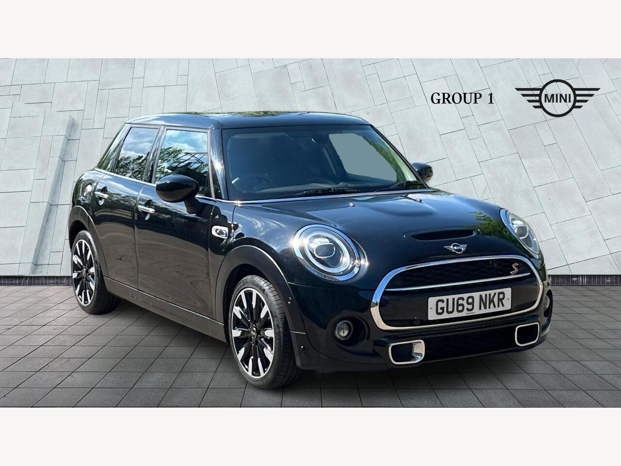 Main listing image - MINI Hatchback