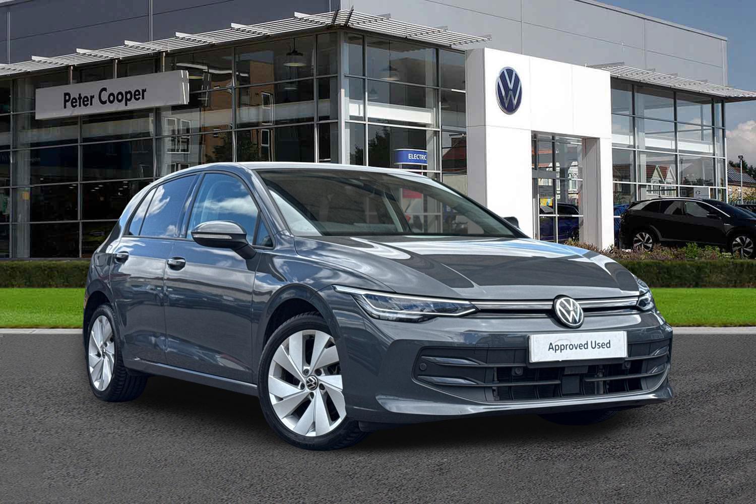 Main listing image - Volkswagen Golf