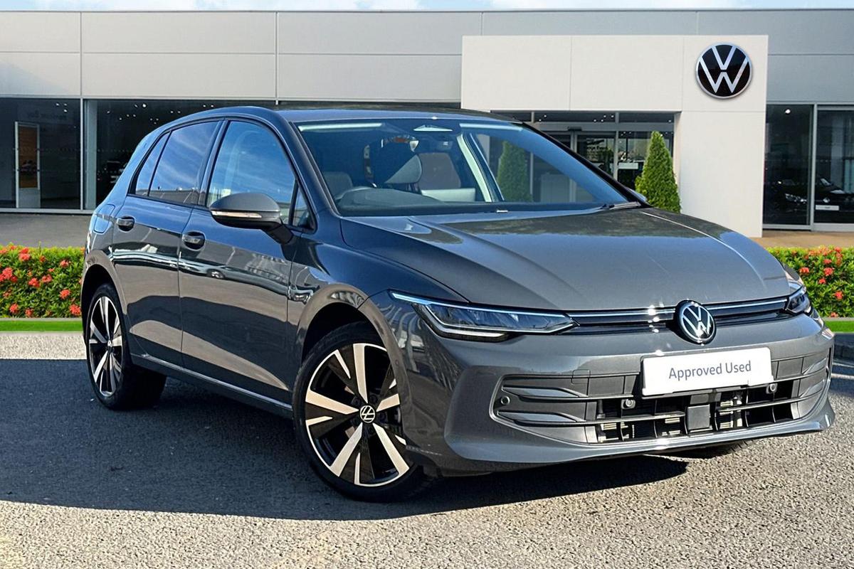 Main listing image - Volkswagen Golf