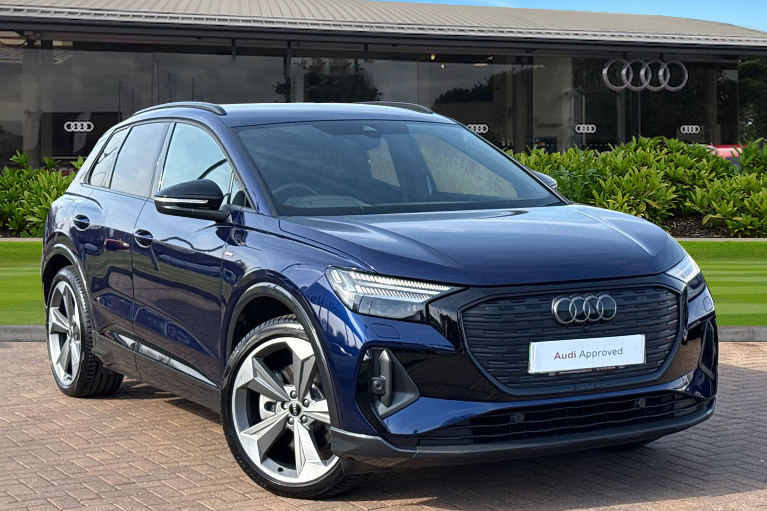 Main listing image - Audi Q4