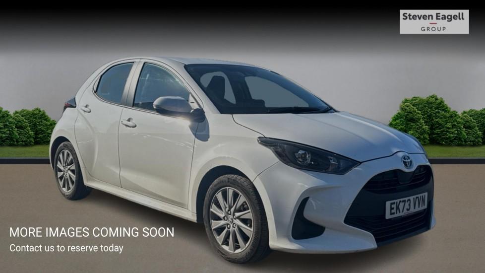 Main listing image - Toyota Yaris