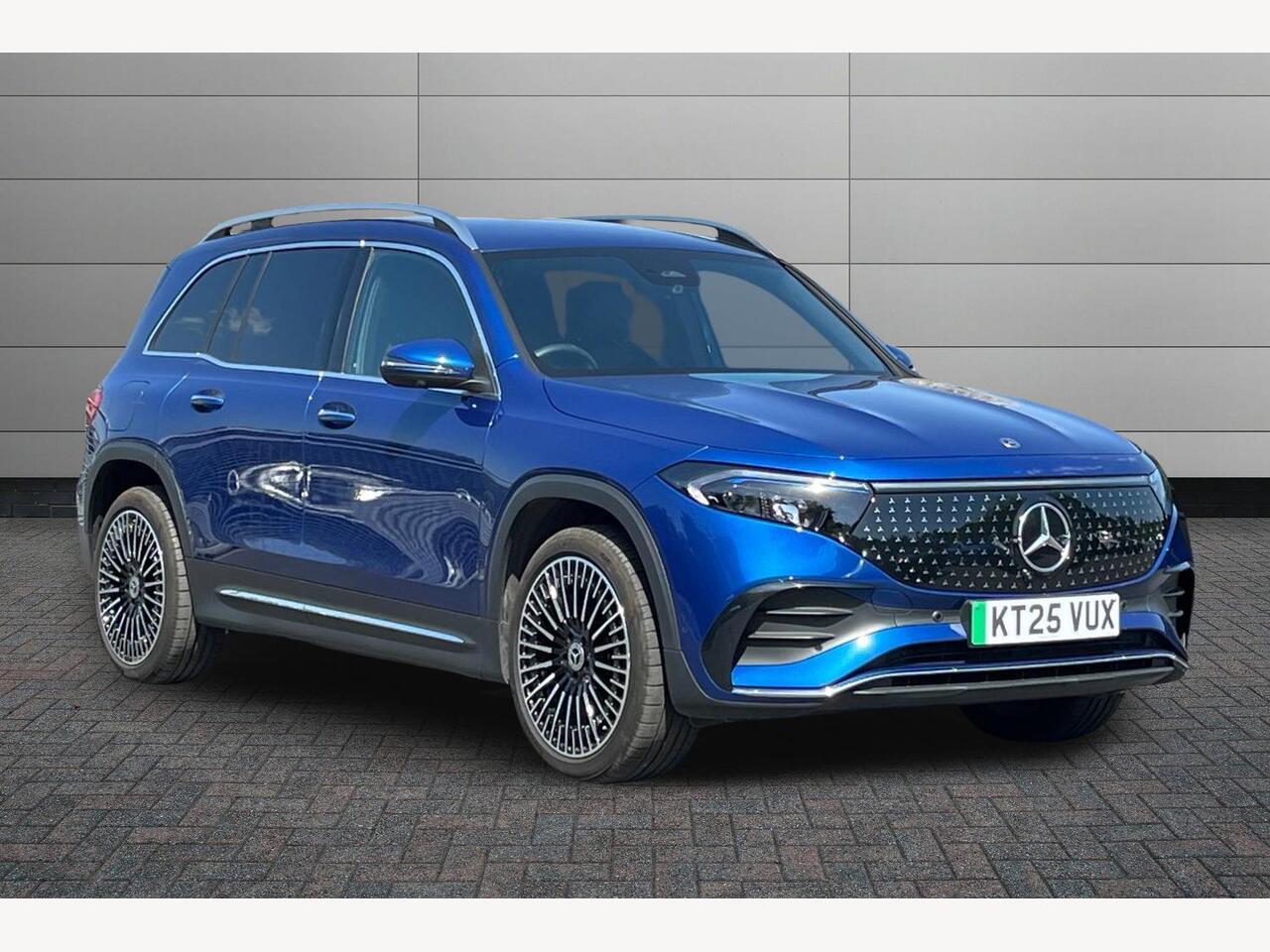 Main listing image - Mercedes-Benz EQB