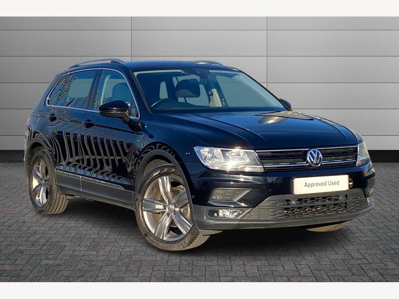 Main listing image - Volkswagen Tiguan