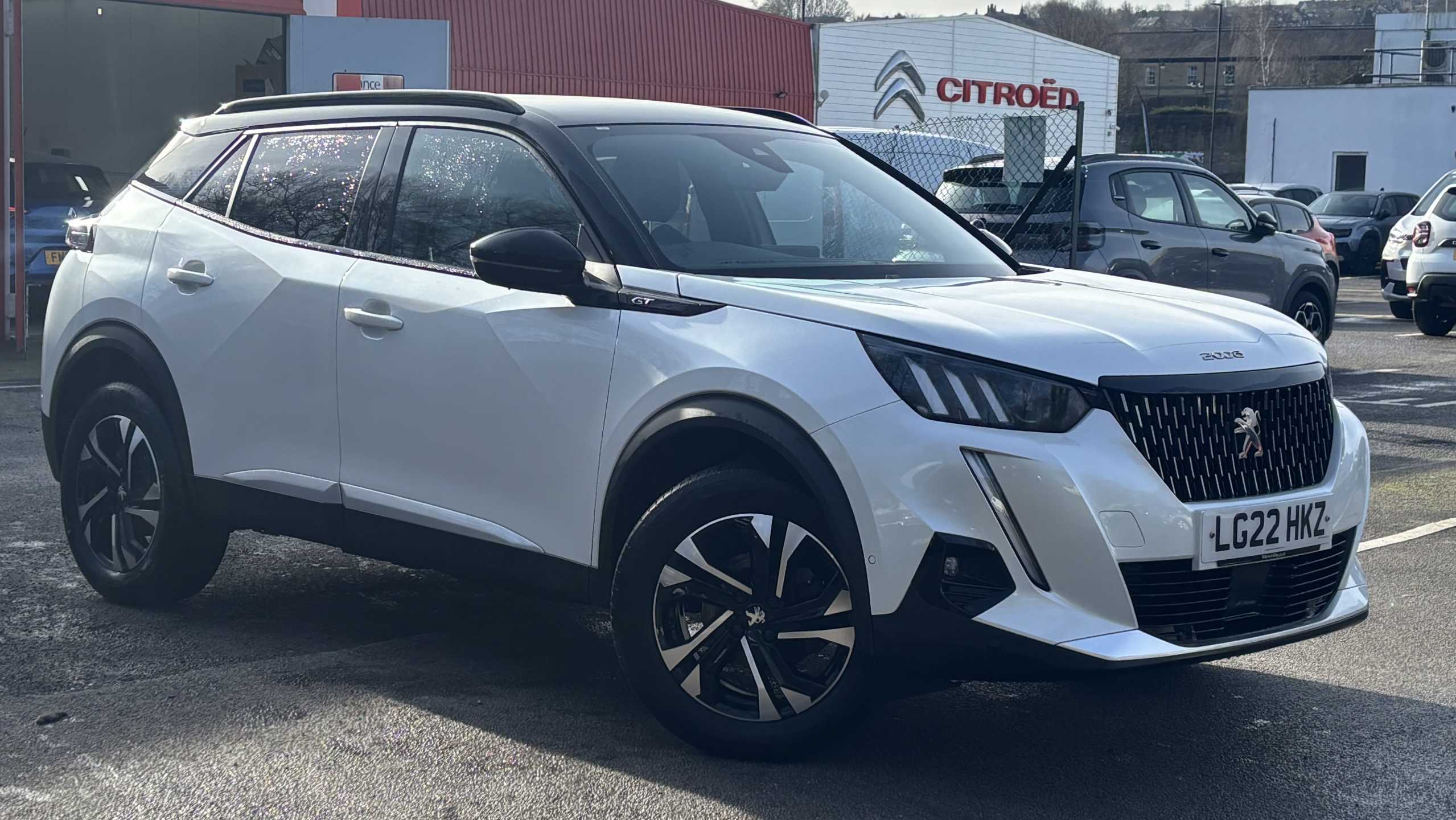 Main listing image - Peugeot 2008