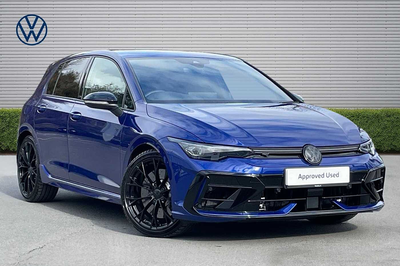 Main listing image - Volkswagen Golf R