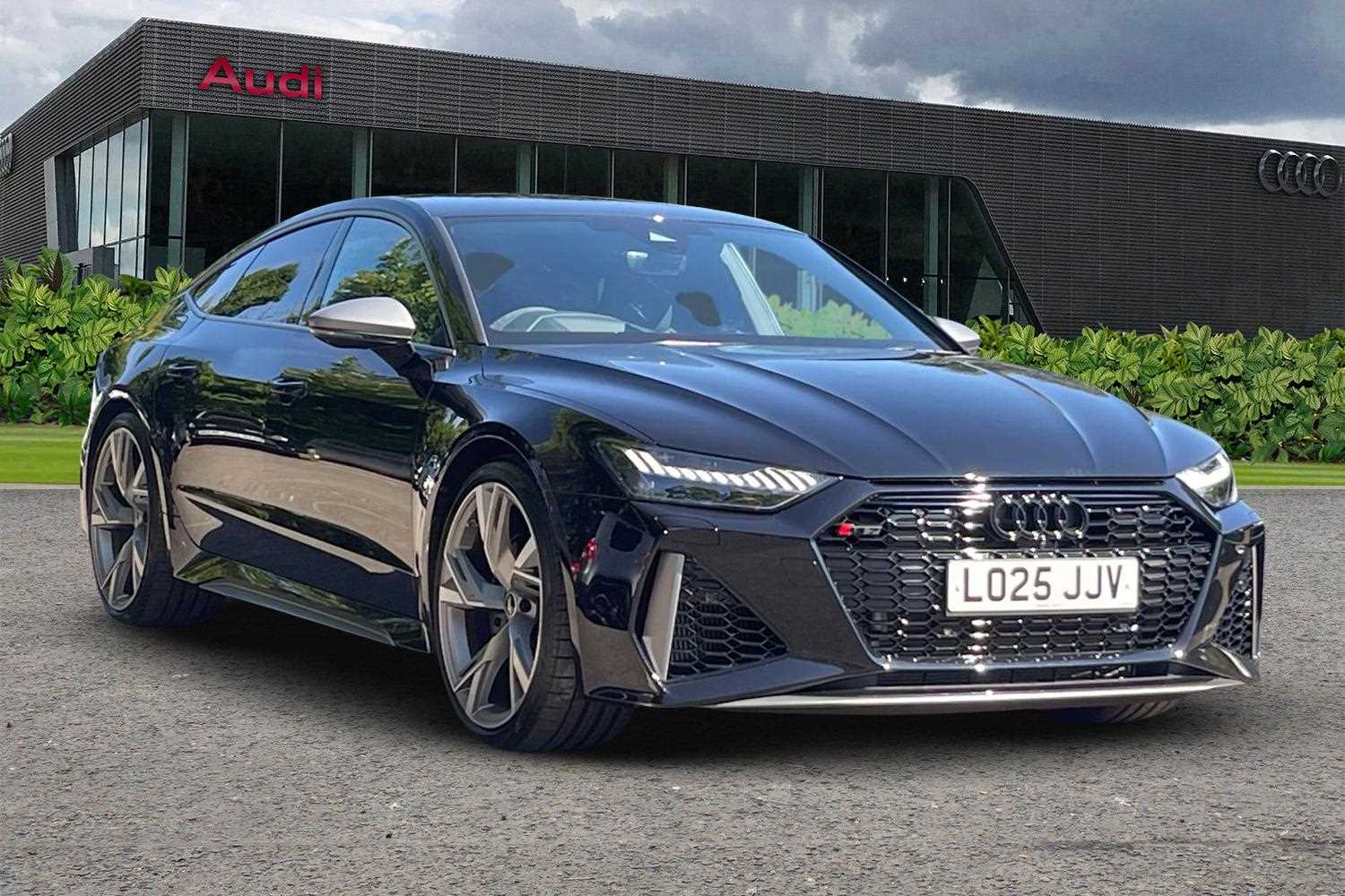 Main listing image - Audi RS7