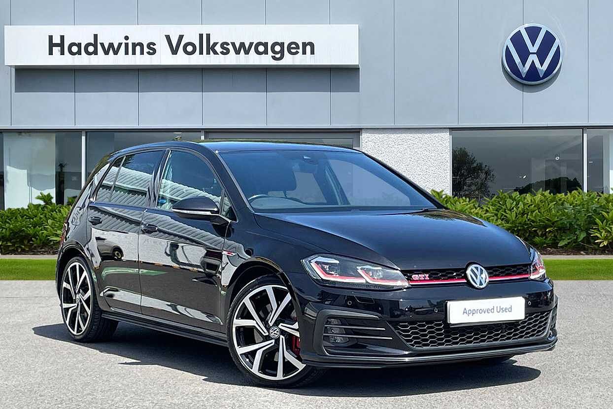Main listing image - Volkswagen Golf