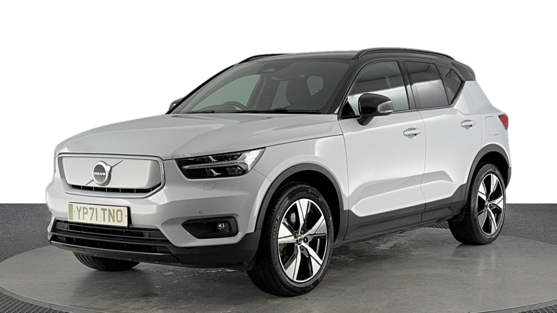 Main listing image - Volvo XC40 Recharge