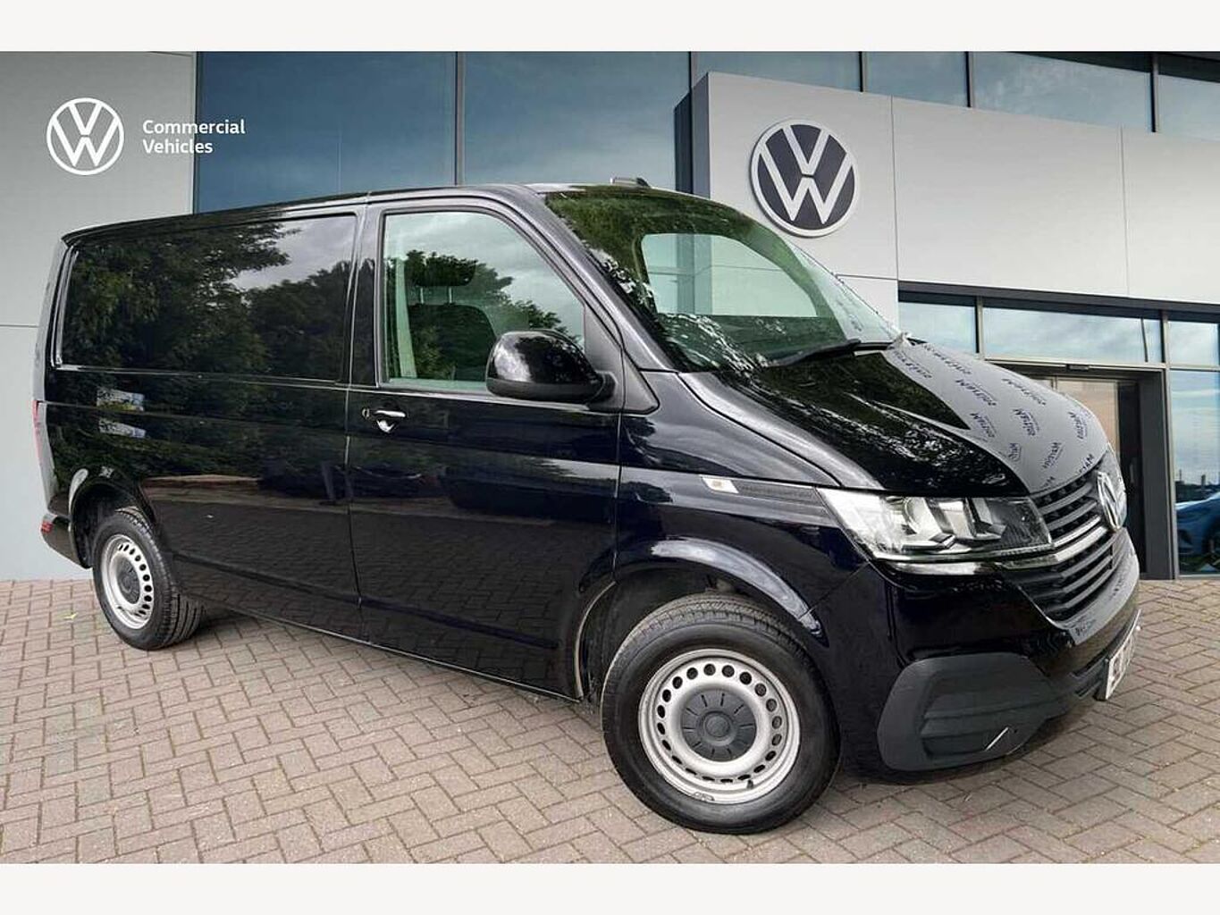 Main listing image - Volkswagen Transporter