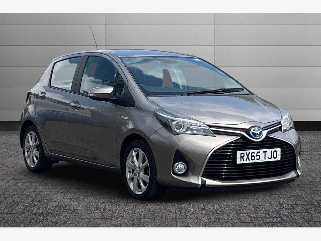 Main listing image - Toyota Yaris