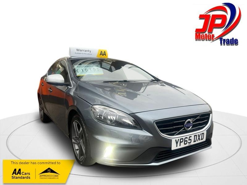 Main listing image - Volvo V40