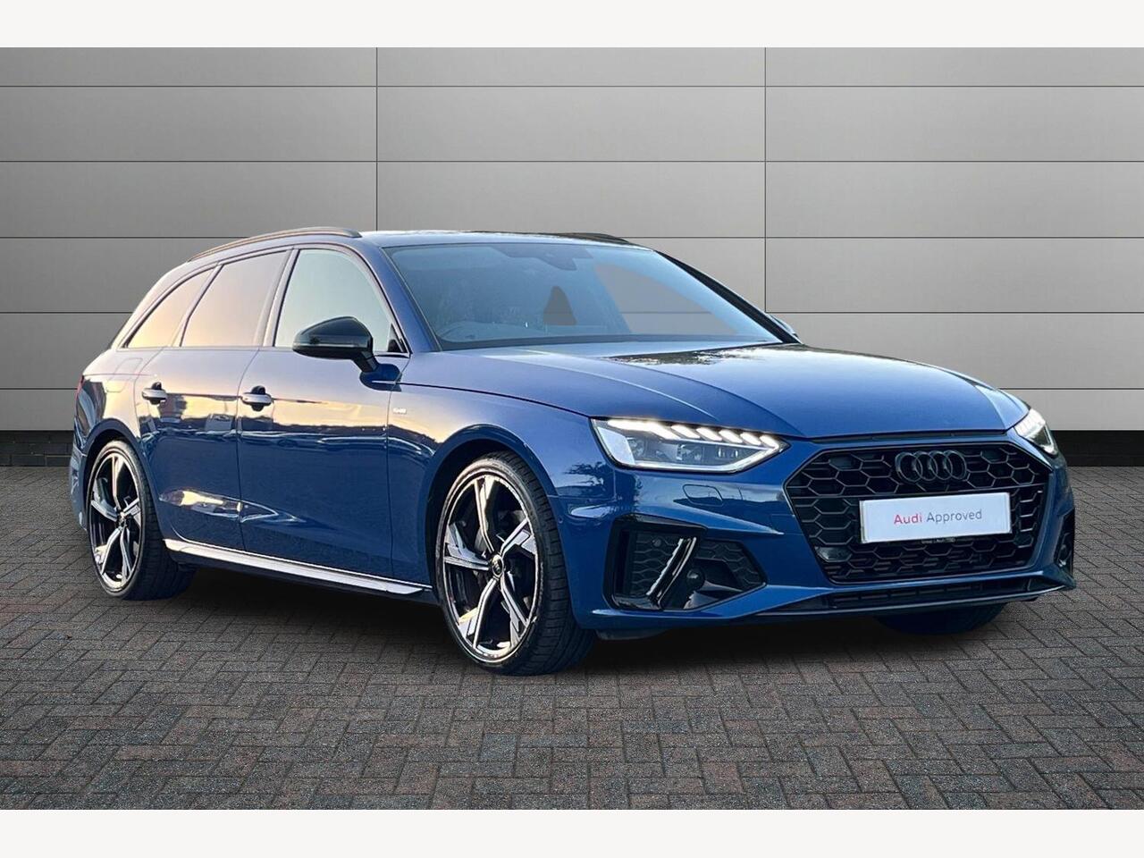 Main listing image - Audi A4