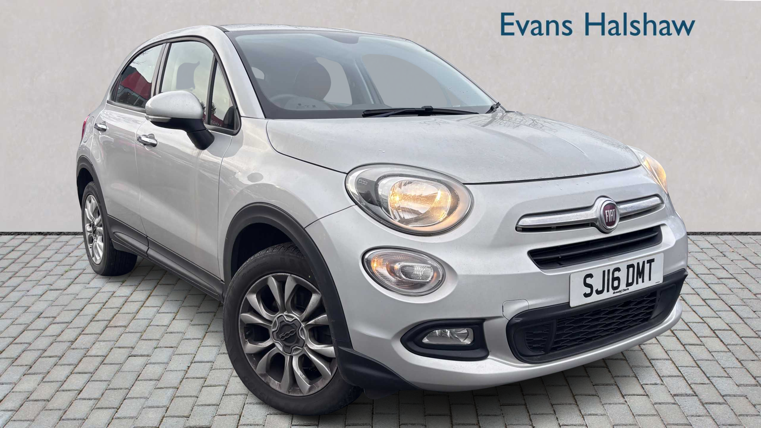 Main listing image - Fiat 500X