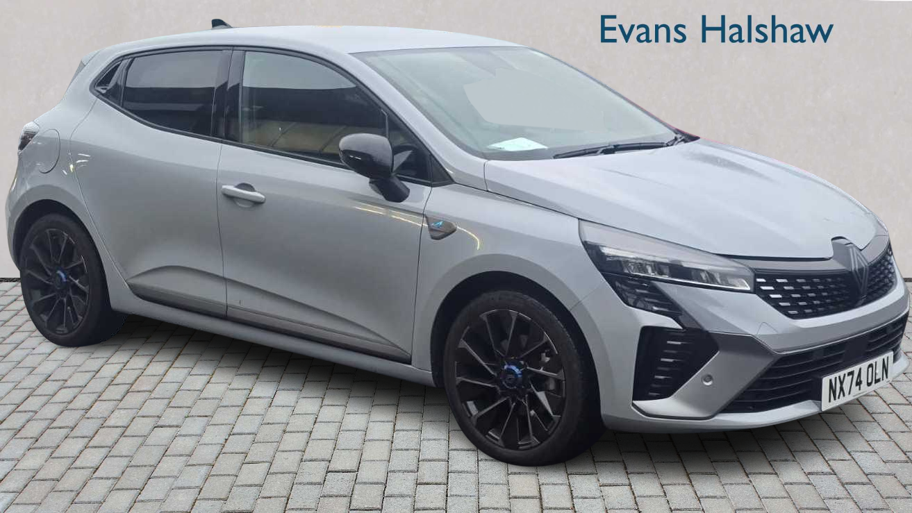 Main listing image - Renault Clio